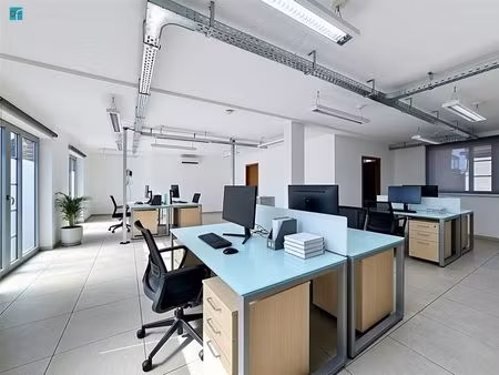 surface commerciale à louer à grand'rue 256 montignies-sur-sambre (vbe47723)