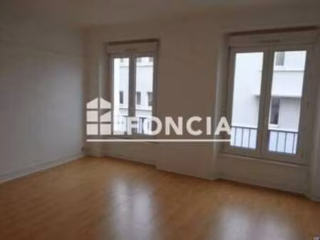 location appartement 3 pièces à brest (29200) : à louer 3 pièces / 73m² brest