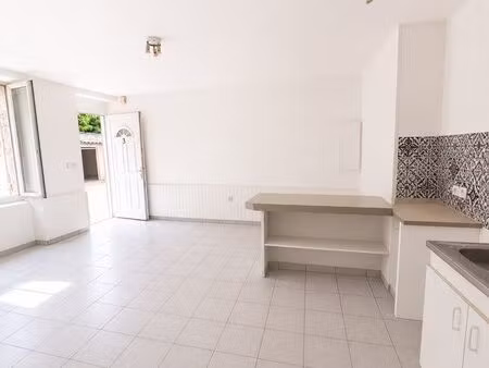 appartement t3 centre ville avec parking