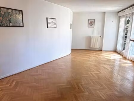 appartement 4 pièces 79 m²