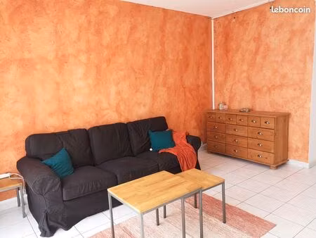 t2 meublé 45 m² – lumineux – faubourg bonnefoy – proche gare
