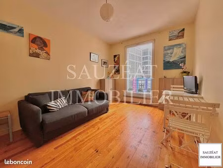 studio 1 pièce 26 m²