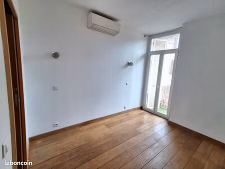 t2 49 m²  proche gare & mer  saint-laurent-du-var