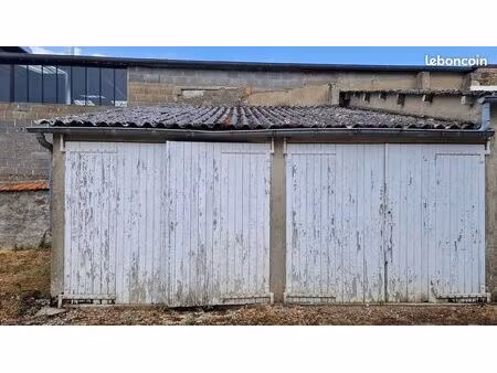◊ garage fermé de 24 9 m² à louer marcillat en combraille