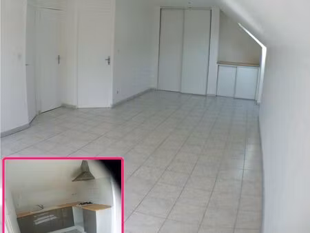 f2 de standing maison de ville