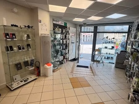 local commercial 50 m² saint quentin