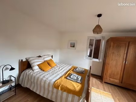 maison 3 chambre 15 min de moulins