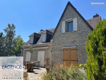 pavillon 7 pièces 192 m²