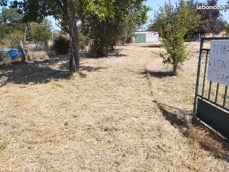 terrain constructible de 1250m²