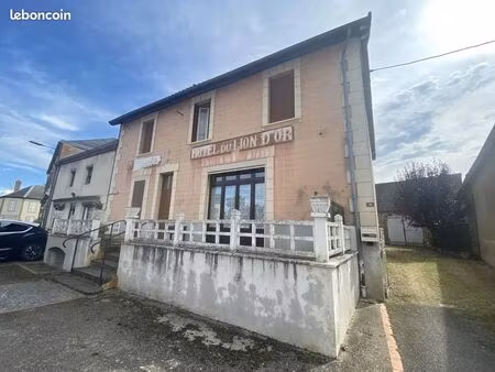 immeuble 6 pièces 194 m²