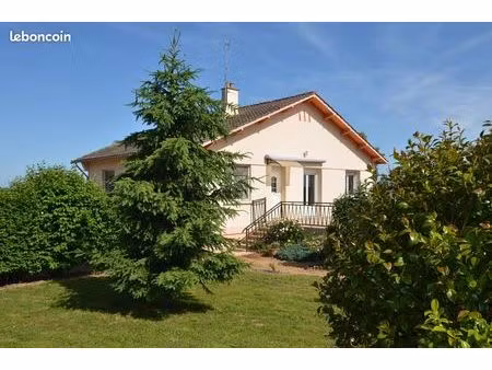 maison spacieuse 130m² | terrasse et jardin | saint-éloy-d'allier