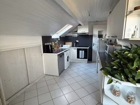 appartement grand t3 vide dans villa à gap
