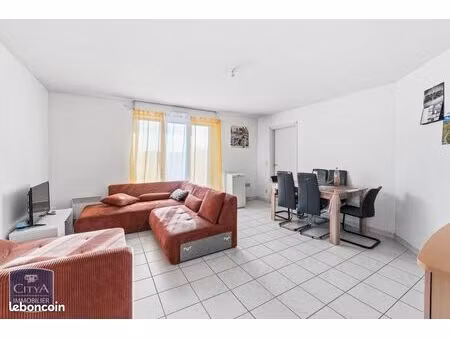 appartement 3 pièces 63 m²