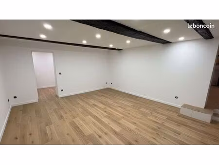 local commercial
