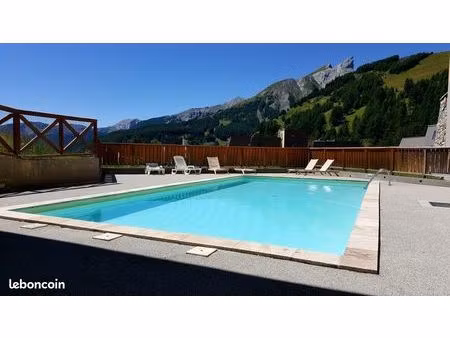 vends 2 pieces la foux d allos