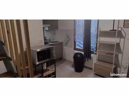 meublé 12 m² + mezzanine de 7 m² auxerre centre
