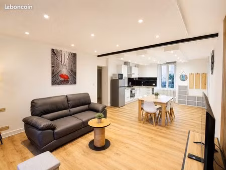 t2 bis meublé + bureau / dressing - dans maison avec cour  grand jardin et cabanon