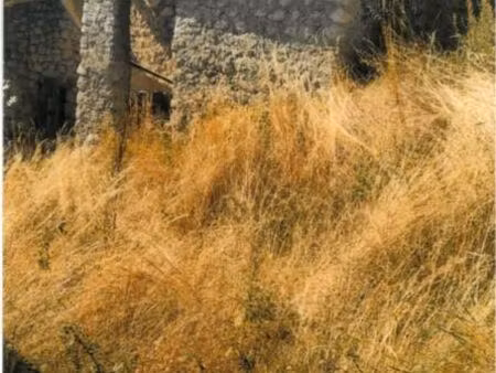 a vendre petite grange à rénover