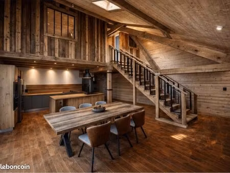 ferme rénovée divisée en 2 appartements