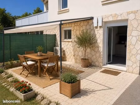 bas de villa t2 de 38 m² avec jardin privatif