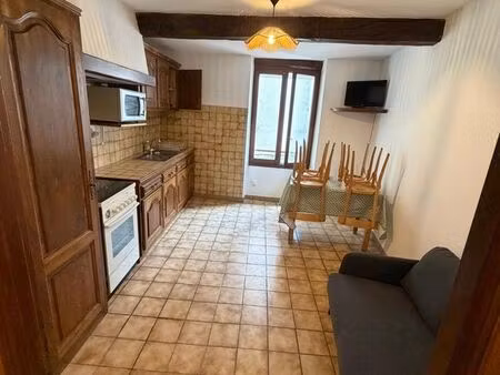 à louer – appartement 3 pièces 45m2 au centre de saint-andré-les-alpes