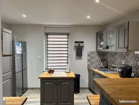 maison individuelle-180m2-terrain clôturé