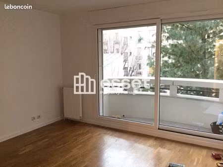 appartement 26m² à louer 995 - levallois perret 92300