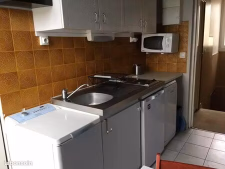 chambre 1 pièce 21 m²