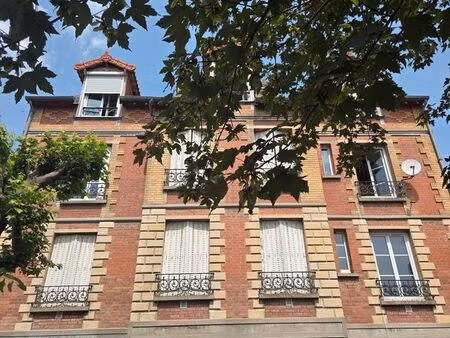 appartement . 4 pièces . 90 m²