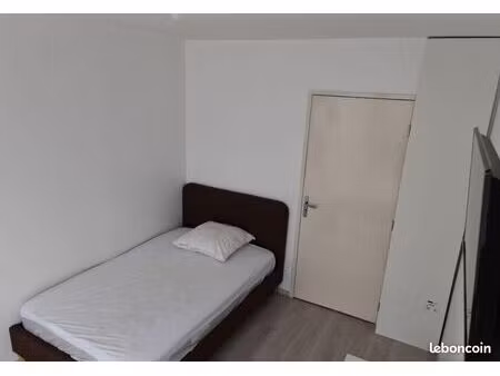 chambre 1 pièce 15 m²