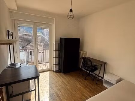 chambre meublée indépendante