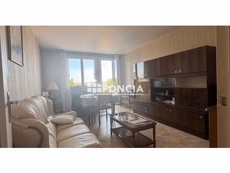 a vendre-appartement-f3 de 63.55 m2 traversant draveil avec box et cave