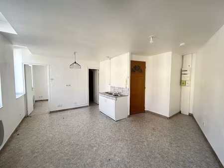location appartement 2 pièces 29.42 m² à somain (59490)  440 €