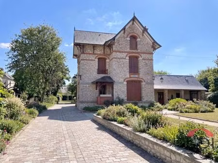 maisse – propriété en pierre de caractère avec 5 chambres  dépendances et écuries