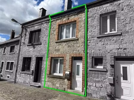maison à louer à rue de la fontaine 35 marche-en-famenne (vbe47747)