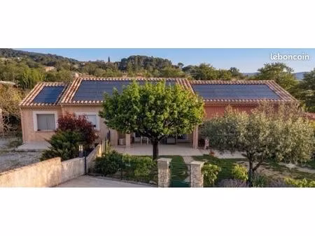 villa de plein pied plus indépendance à rafraîchir à votre goût