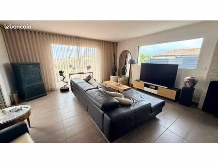 maison contemporaine plain-pied 104 m²