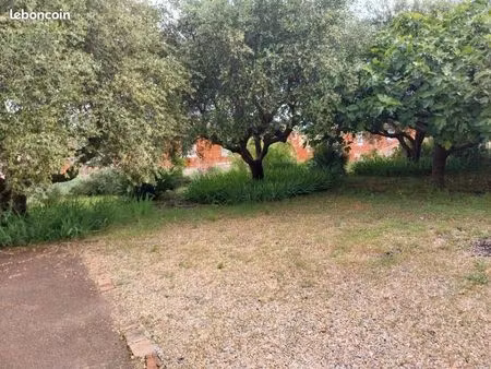 terrain 443 m² roquebrune sur argens