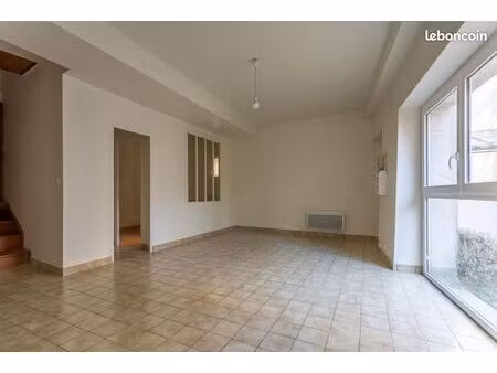 maison de ville 3 pièces 67 m²