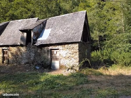 grange dans les pyrénéés