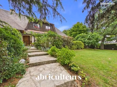 maison 11 pièces 310 m²