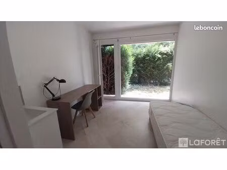 appartement 1 pièce 11 m²
