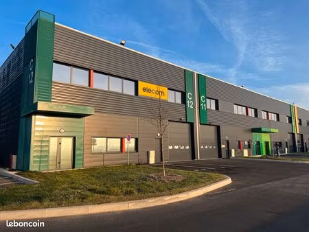 local d'activité 840 m² + bureaux à louer - villejust 91 courtabœuf