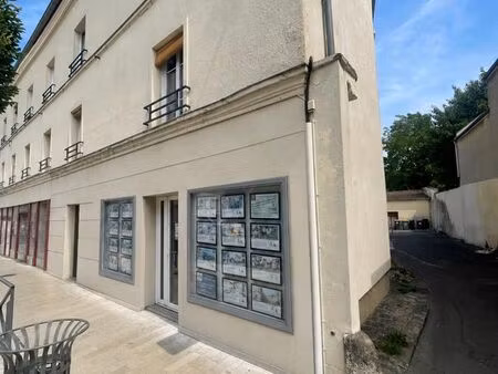 local commercial montgeron