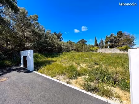terrain 406 m² la palme