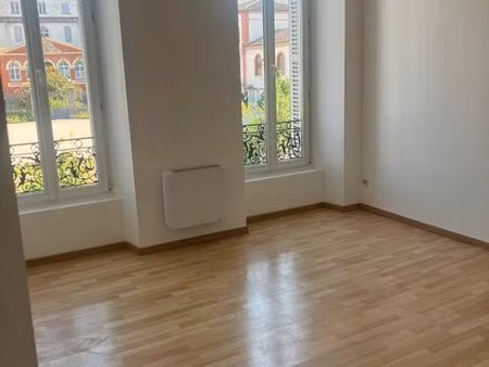 trés beau t2 rénové pamiers
