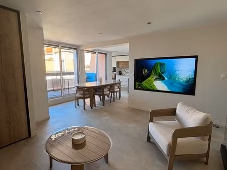 appartement t4 duplex - 74 m² entièrement rénové - port de gruissan