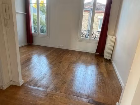 vends joli appartement t3 à suresnes