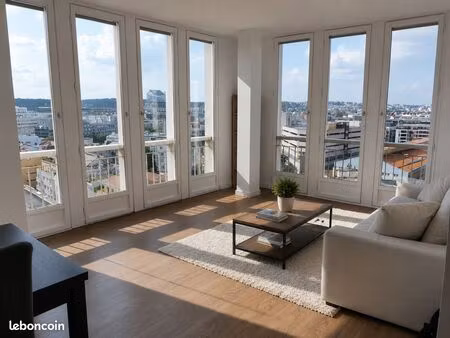 appartement lumineux avec vue panoramique – boulogne-billancourt