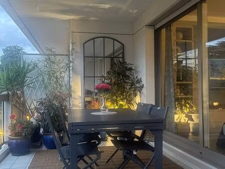 appartement vue parc — levallois-perret